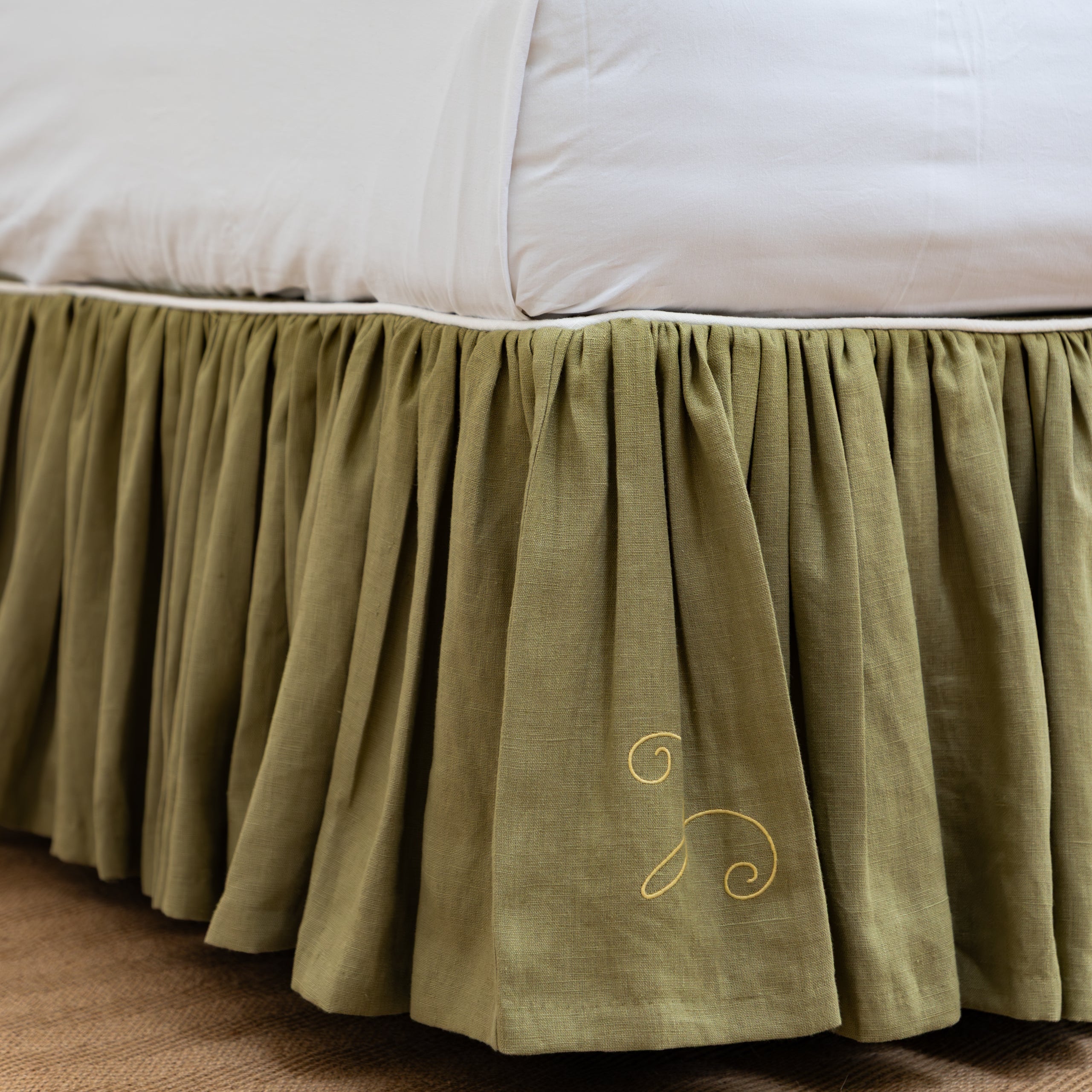 green bed valance